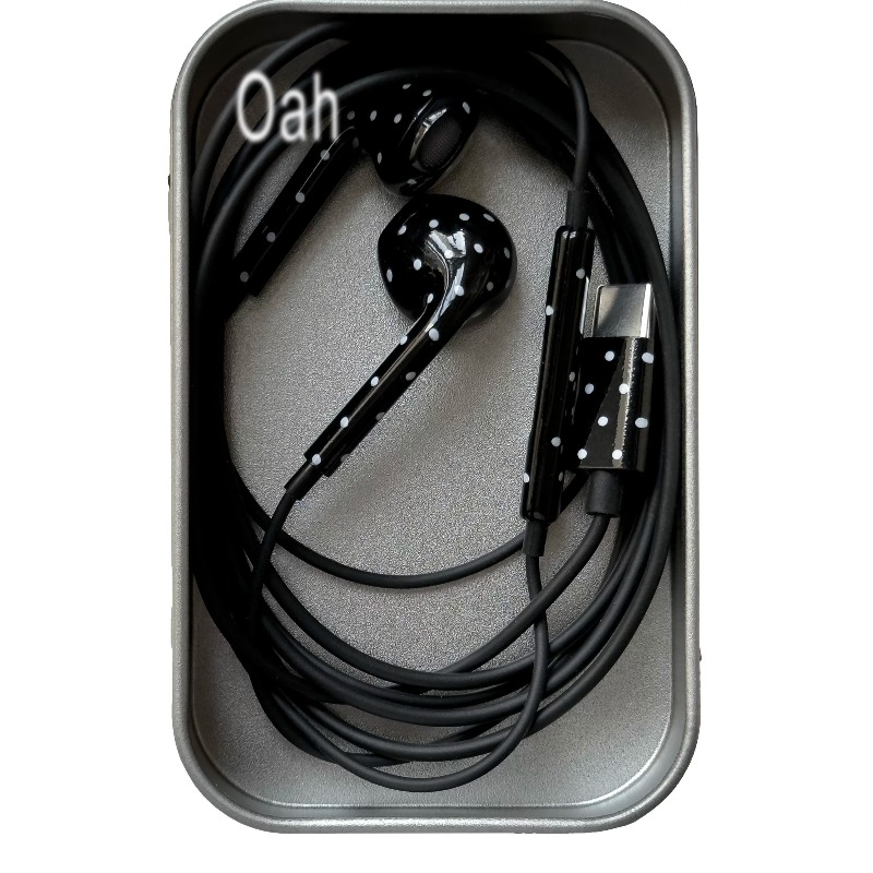 Oah Polka Dot Wired Earphones  - Audio & Music Settings Xbox One recension och pris